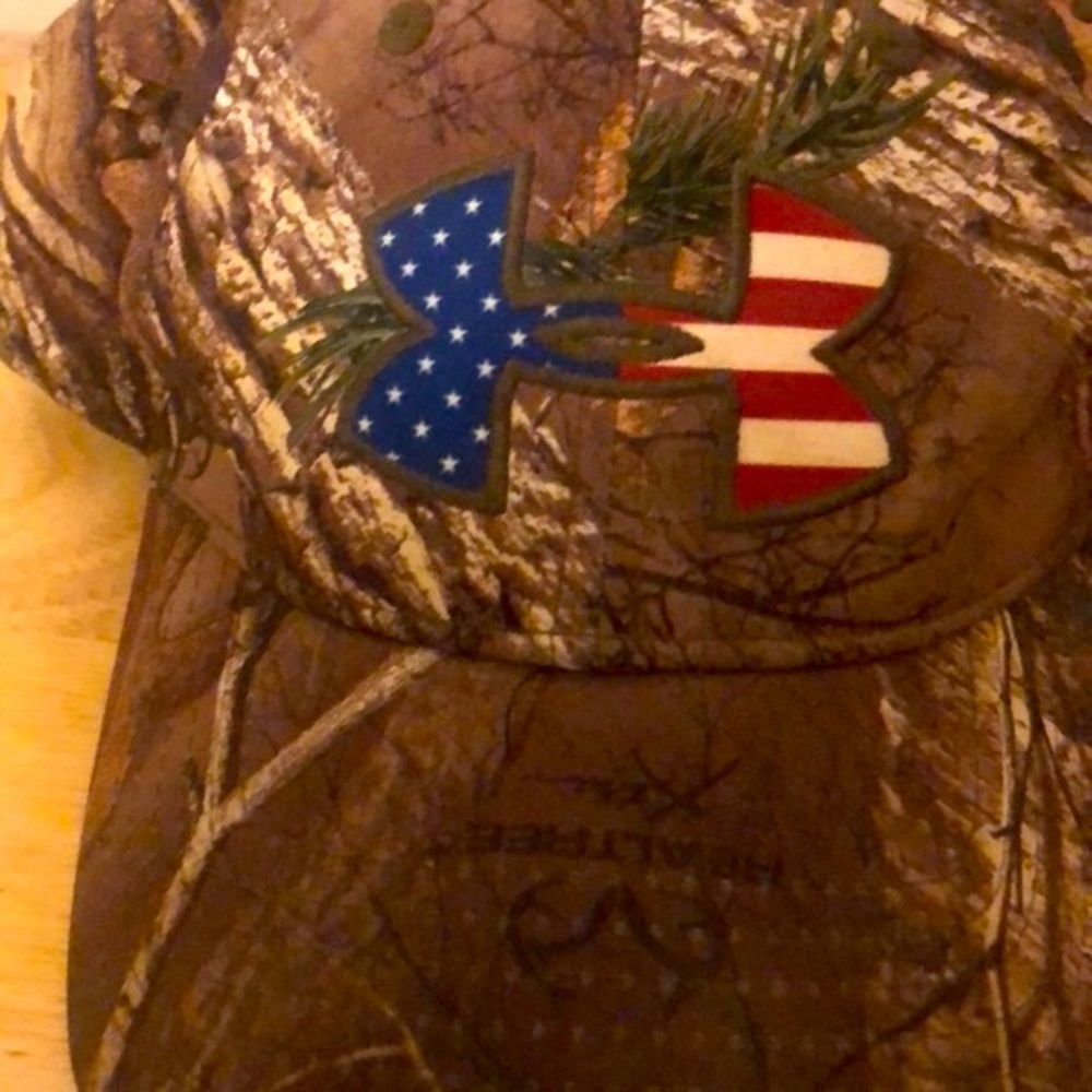 Under Armour hat